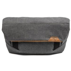 PEAK DESIGN FIELD POUCH V2 grafitowa Torba Foto z PASKIEM 23x18x10cm.