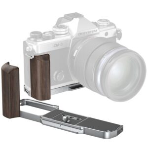 OLYMPUS OM SYSTEM OM-3 - SmallRig 5563 płytka/GRIP typ L z drewnianym uchwytem do aparatu OM-3